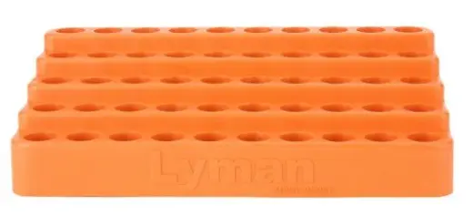 Lyman Bleacher Block zabírá méně prostoru na stole, při zachování výborné dostupnosti všech 50 nábojnic. Vhodné např. pro ráže: 308 Win, 30-06 Sprg, 7,62x39, 6,8 SPC, 6,5mm Creedmoor